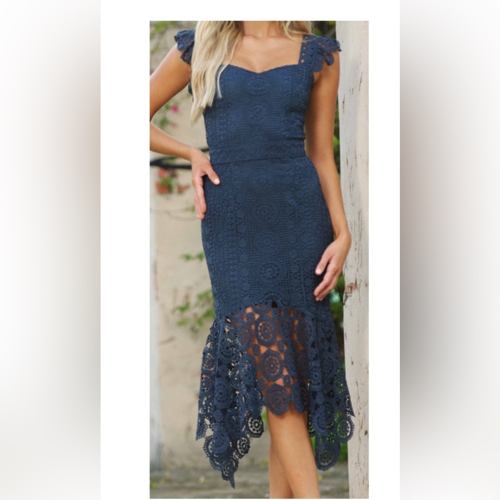 Navy blue lace dress. Gorgeous! Worn once. Wedding cocktail dress.